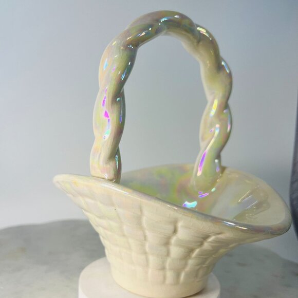 Vtg Iridescent Ceramic Basket Opalescence Twisted Handle Trinkets Flowers Crazed - Picture 4 of 8